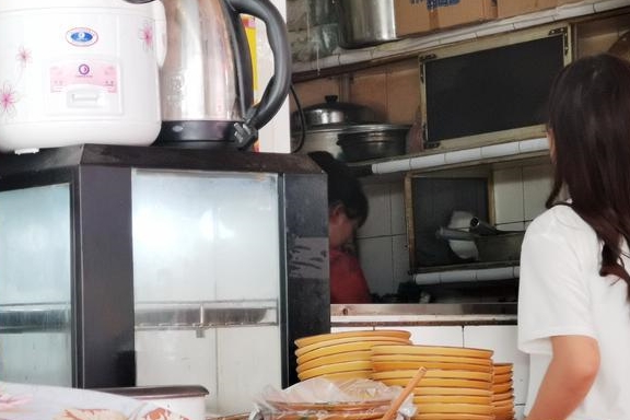 稀饭|广元最具人气的早餐，4元一大碗天天吃都不腻，还是10多年的老店