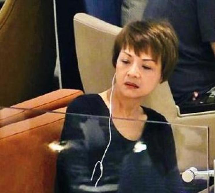 nataliagermani梅丽莎·乔治吸引人注意力的剧是能够-亚历山德拉