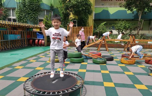 时间|想尽办法早上一年学？先别急，上幼儿园时间不同，长大后差距很大