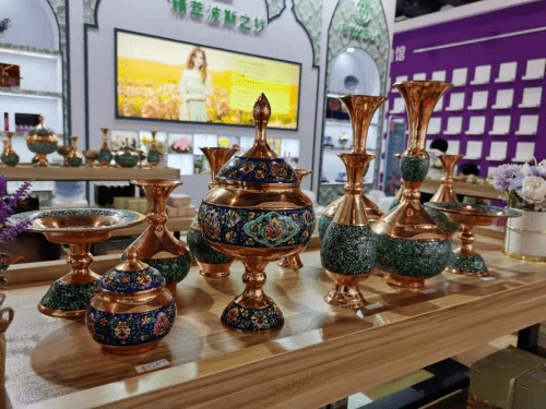 系列|巴莉哲藏红花护肤系列亮相第七届芳香展