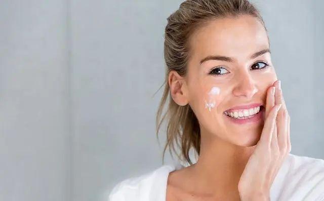 什么办法可以让皮肤紧致 d4e4cfcca9134f8289da1c1800f25ca5.jpeg