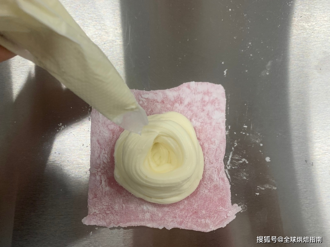 這個配方火了10年，如今甜品變形後，成為私房烘焙中的王中王爆品！ 熱愛美食 第20张
