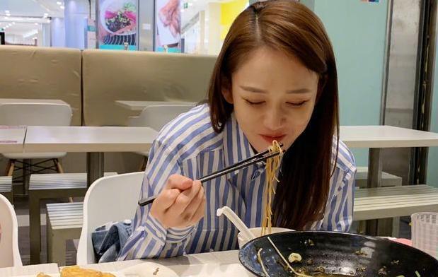 食谱|陈乔恩10天瘦6斤挑战成功，随后大方公布食谱，网友：太靠谱了