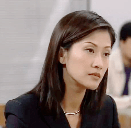 是《鉴证实录》中的女法医聂宝言,是《创世纪》中的大小姐霍希贤,是