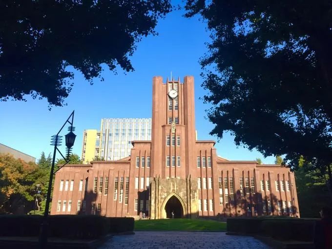 东京大学帝国大学不仅在日本具有极高的影响力,在国际上同样负有盛名.