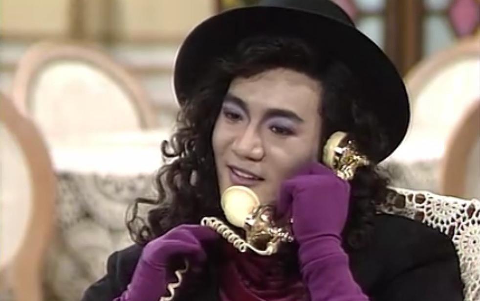 64岁tvb绿叶鲁振顺试婚服金庸先评价他是最传神的东方不败