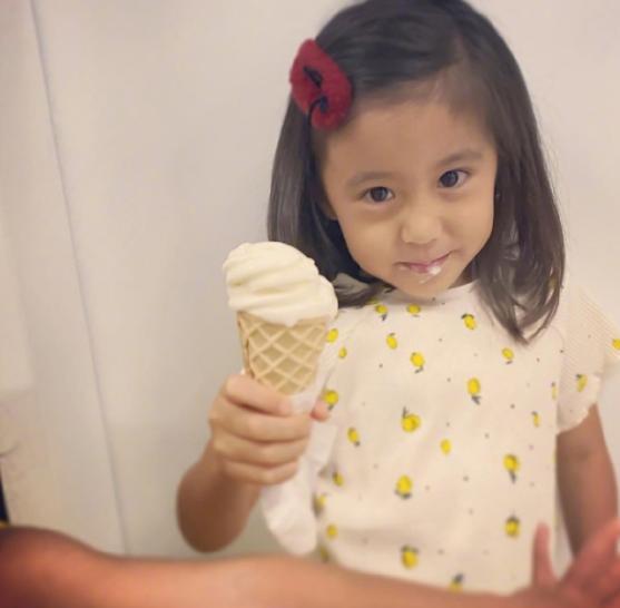 关键|孩子能不能吃零食?全盘否定、肯定都不好,关键要妈妈这样引导