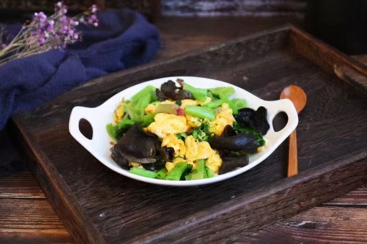 木耳焯水焯多长时间 32c1d138418f499e820016b23986f96a.jpeg