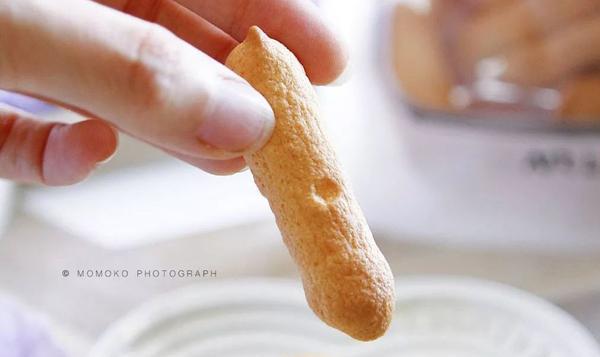 手指|宝宝健康零食,只需2个蛋1碗面粉,油都不用,帮你省1斤猪肉钱