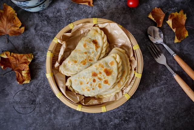 盒子|早餐做这个,比煎饼果子、油条好,有肉有菜有营养,儿子能吃4个