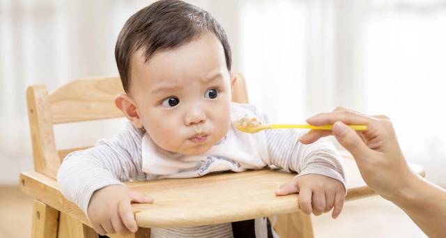 宝宝几个月开始出现积食 6abc849b819a486b86a60ccc5871e3e3.jpeg