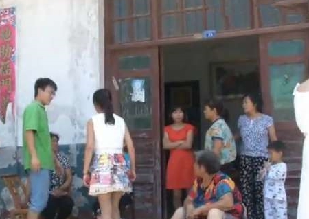 因为|丈夫拒生二胎,妻子要求孩子改姓,丈夫:我做不到你的二胎要求