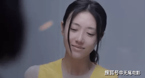 凌然|没想到啊,余男的新剧,把“王思聪们”的那点事拍出来了