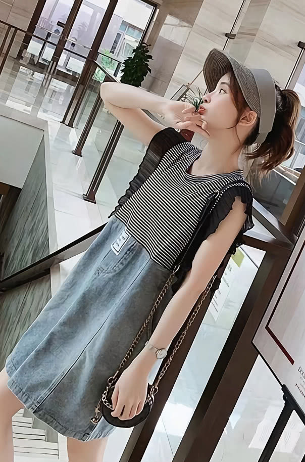 夏天|别穿背带裙了，今年夏天“桔梗裙”最火爆，遮肉不说还巨显腿长！