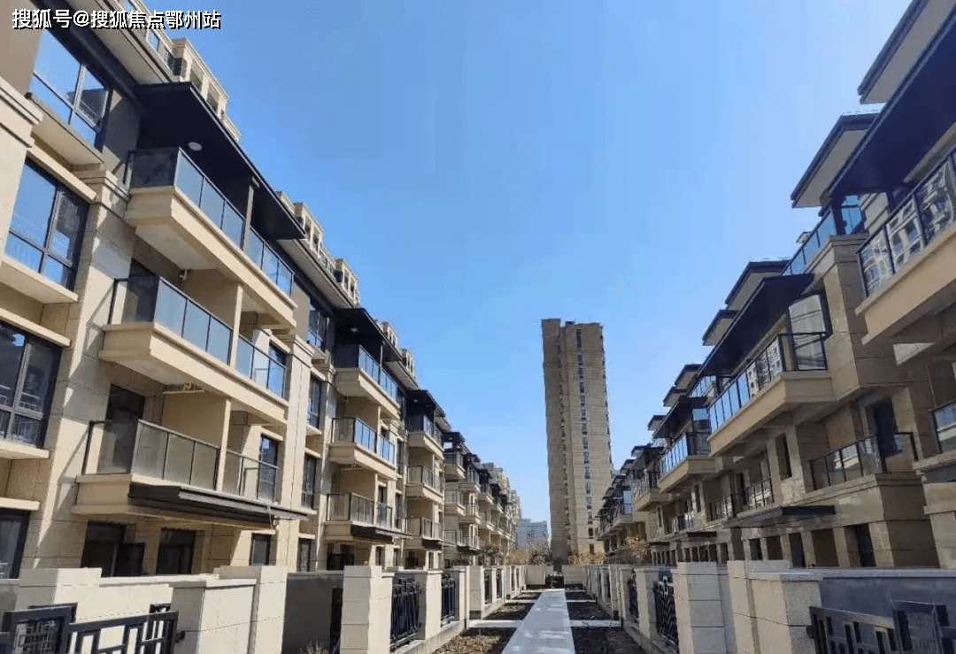 海宁长安轻轨旁翠园别墅——翠园【杭海学府】——欢迎您!