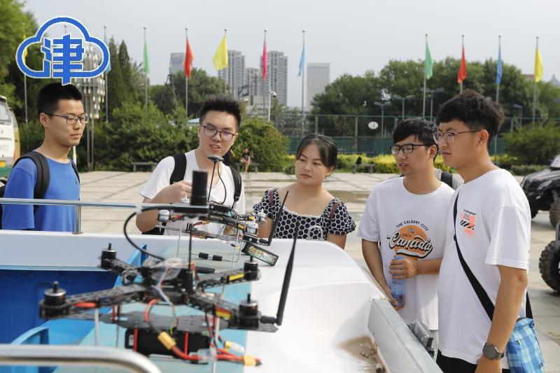 海陆空|天大学子“硬核”毕业礼物：海陆空智能无人系统