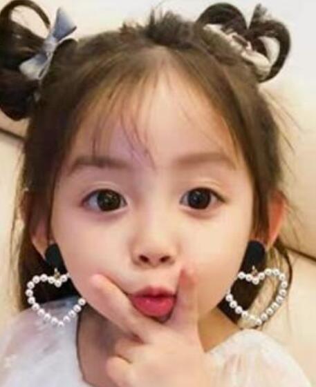 小孩子|小女孩戴什么耳环好？