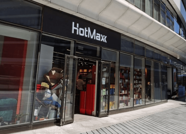 食品|临期食品特卖店,打工人的新战场