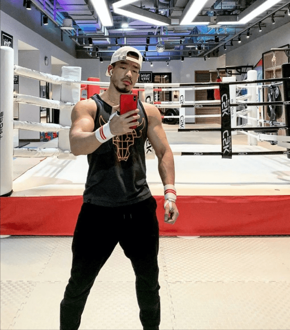 原创北京健身达人胡子浓密肌肉发达纯爷们一枚网友想嫁