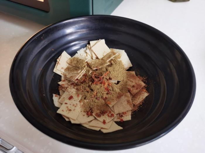 做法|这款小零食，简单易做，不用放油香酥好吃还不长胖，我家常备零食