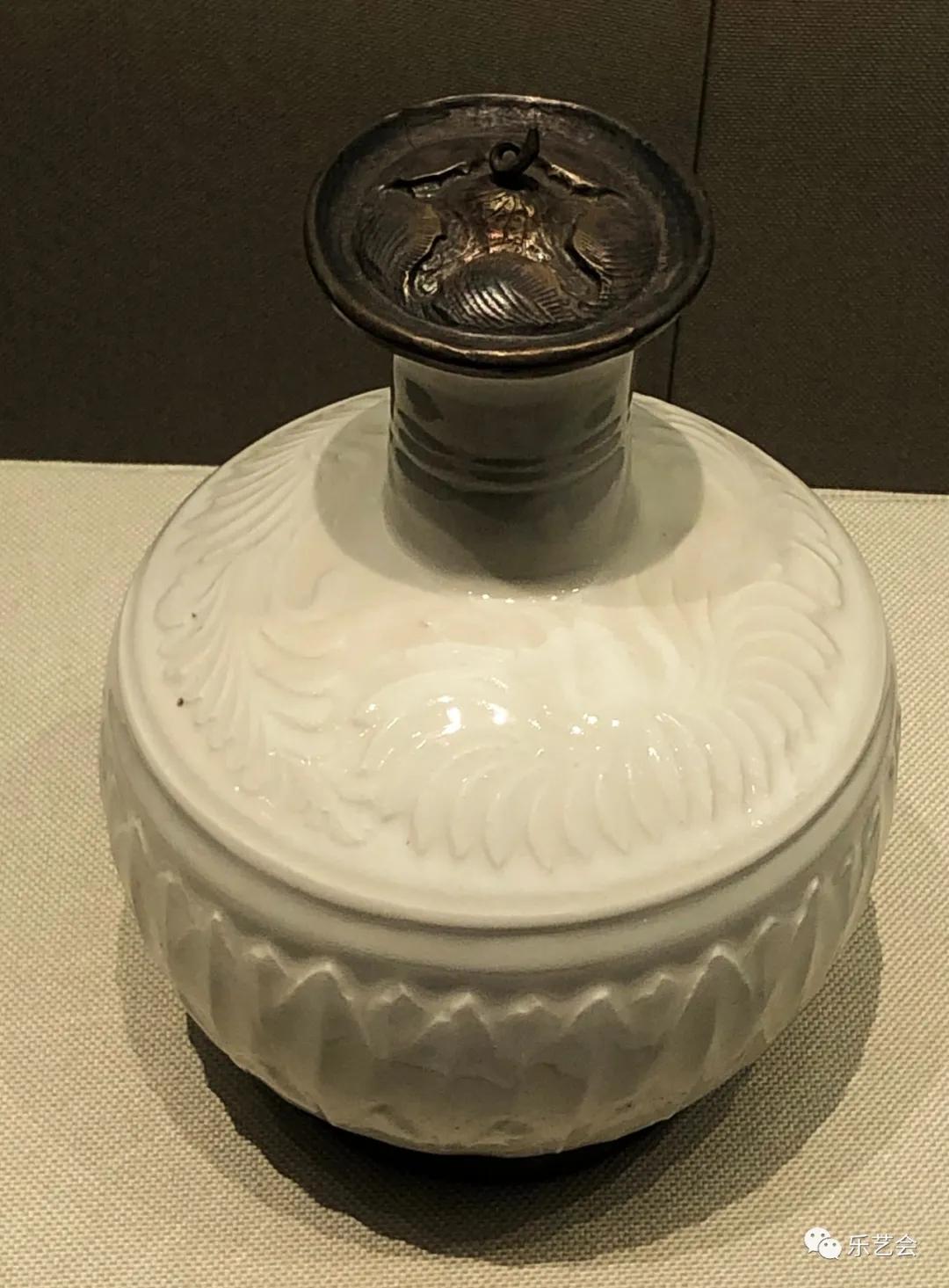 铸客分享:定州博物馆《天下大白:定瓷》展巡礼_定窑