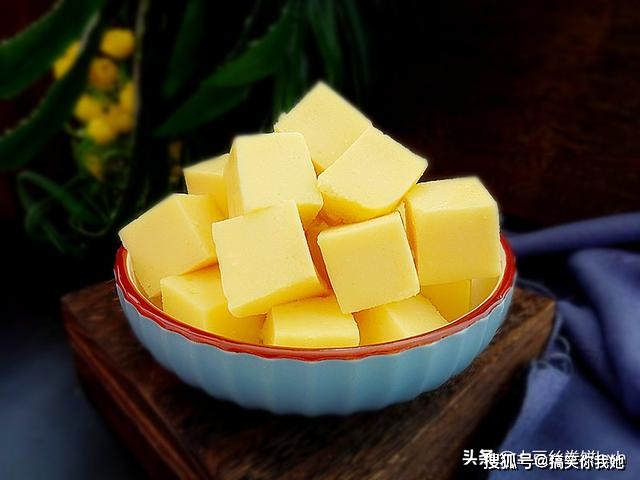 苹果|1个苹果1杯奶，蒸一蒸上桌，早餐儿子就迷它，比吃鱼肉还要强！