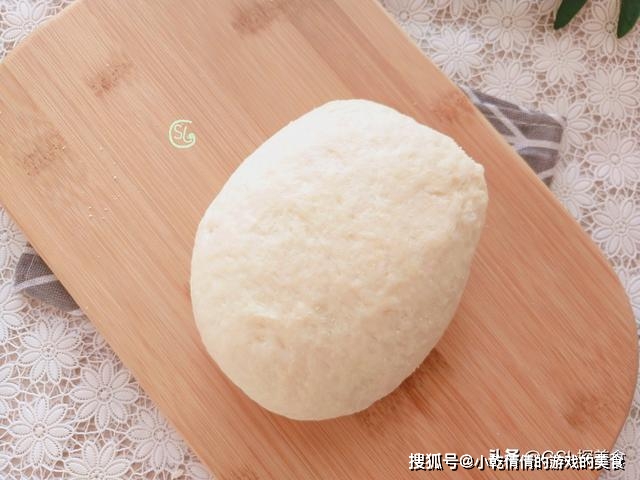 什么|早餐,试一试这个红豆椰蓉包,松软香甜,馅料足,孩子连吃了两个