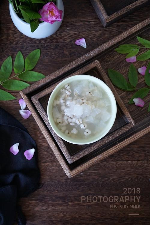 夏天女人不要放过这汤水清热解暑祛湿消肿越喝越苗条