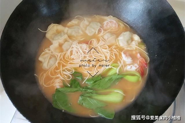 小勺|秋天给孩子做这早餐,一碗下肚全身暖,能量爆棚,上课精力更集中