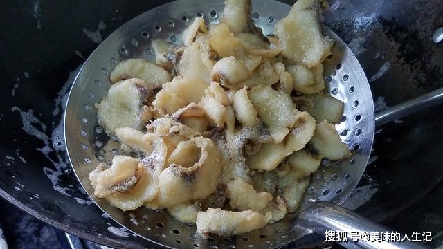 72b97914d8ce4f02a30bf65ff0ed15e5.jpeg