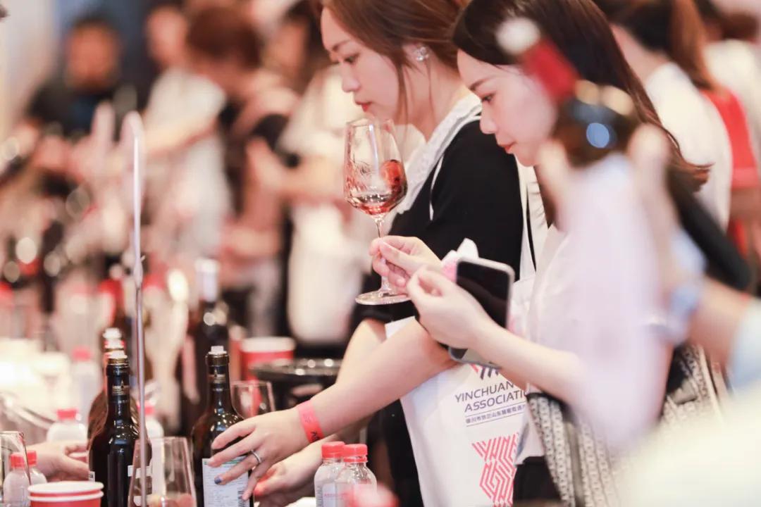 市场|好评如潮！贺兰山东麓葡萄酒银川产区2021城市巡展闪耀华东五城