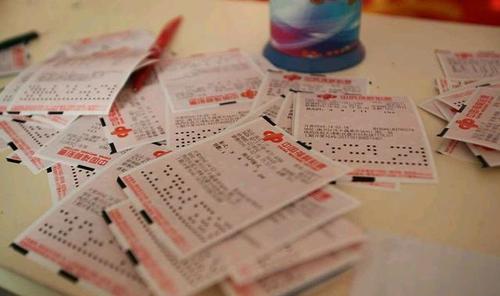 买什么彩票可以中500万 f1b14e2c01ca4f9dbda4b7d9a47c7410.jpeg