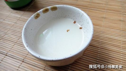 自己家做豆瓣酱需要放醪糟吗 0256394463e04bf09c6b5402f104dfb4.jpeg