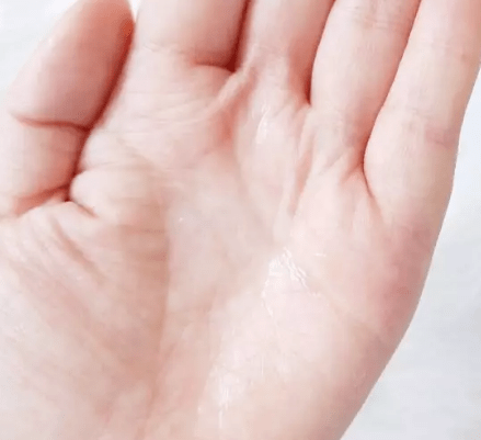 外界影响|敏感肌超爱|适合晒后修护的佰花方爽肤水，平价又好用！
