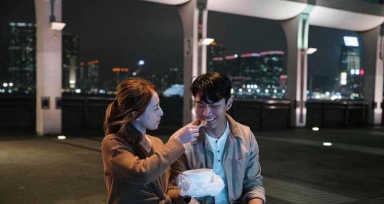 生活|上演非纯美的现代爱情故事，《香港爱情故事》引大众期待