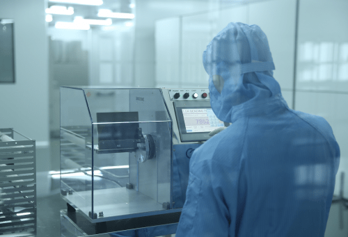 欧阳春|国内率先具备量产UTG玻璃技术能力，赛德为行业发展创造新方向