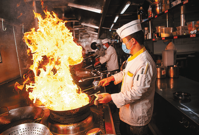 你在逗我吗2021餐饮业的发展趋势是食堂承包