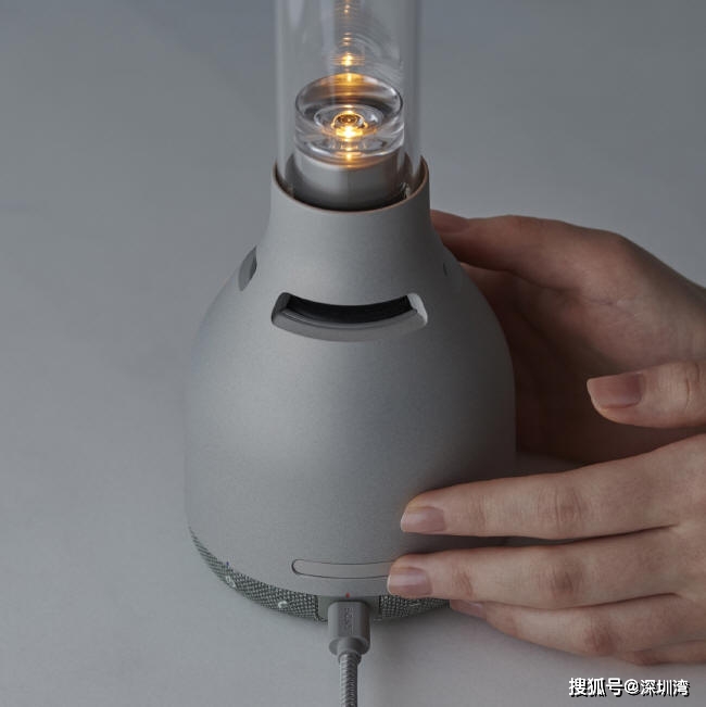 索尼|索尼的煤油灯音箱、挂脖音箱、派对音箱，稀奇古怪的还没有 Hi-Res