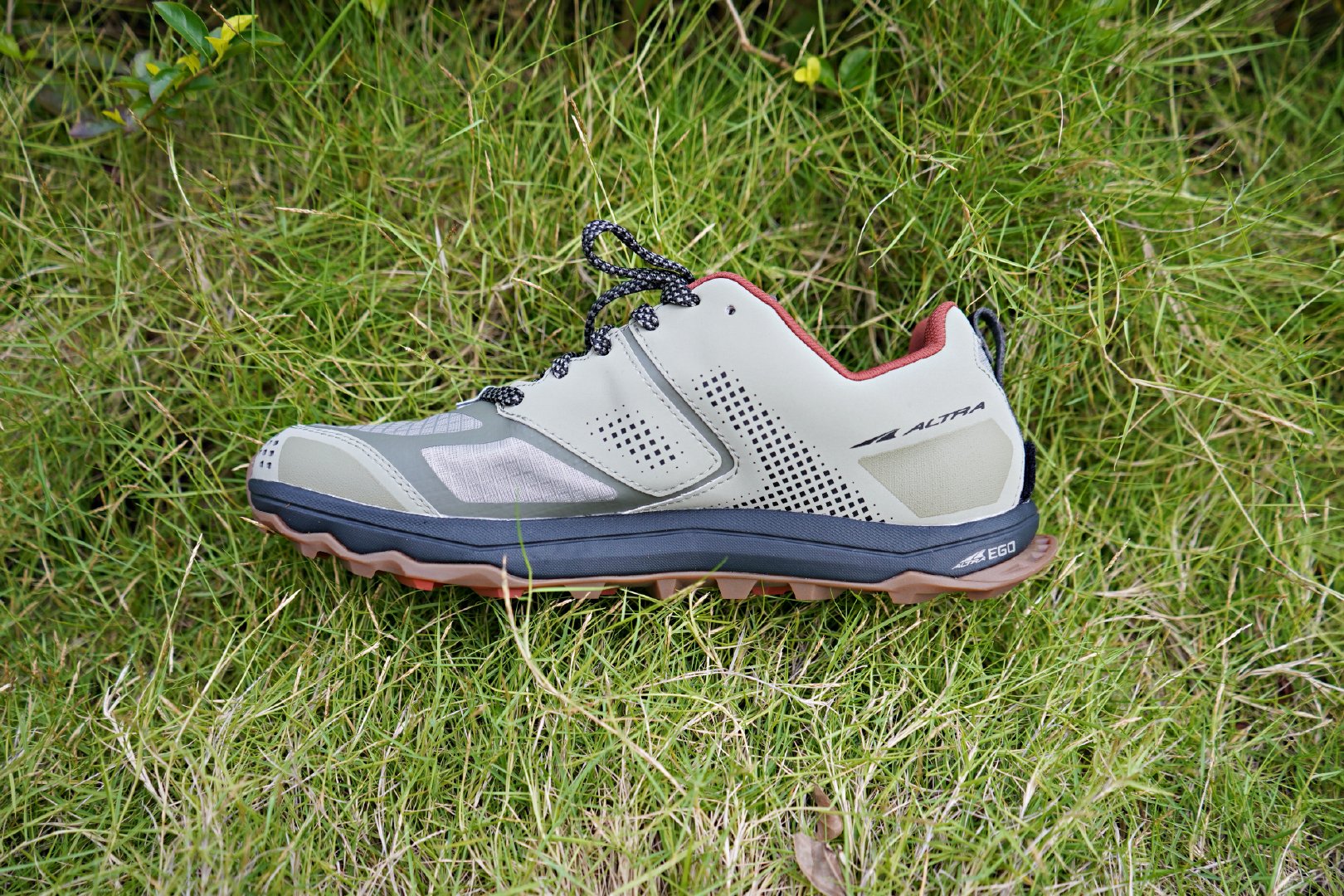 感觉|孤峰越野路，进化再升级！Altra Lone Peak 5分享