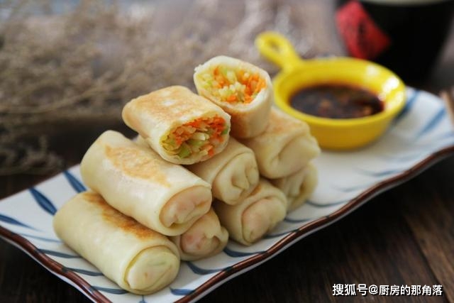 人体|疫情期买不到早餐，自己用饺子皮做，15分钟完成，带去公司被抢光