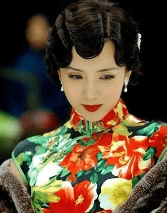 Pick|女星旗袍大赏：赵丽颖、杨幂、热巴、刘亦菲，你Pick谁？