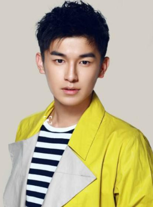 杨旭文|这剧真“招黑”!4位主演3位被骂,导演作品还曾被人民日报批评