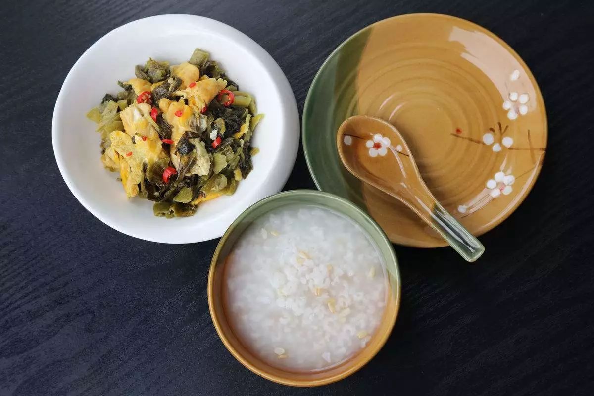 食品|这三种早餐最耽误孩子身高发育，长期以往，孩子肠胃也会越养越差