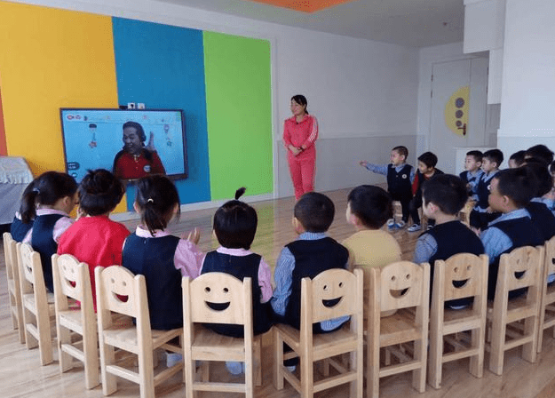 家长|幼儿园或将纳入“义务教育”？教育部的回应来了，家长们拍手叫好