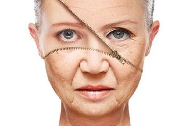 胸部|女性开始衰老时，若有“3松2大1臭”表现，医生：要重视保养了