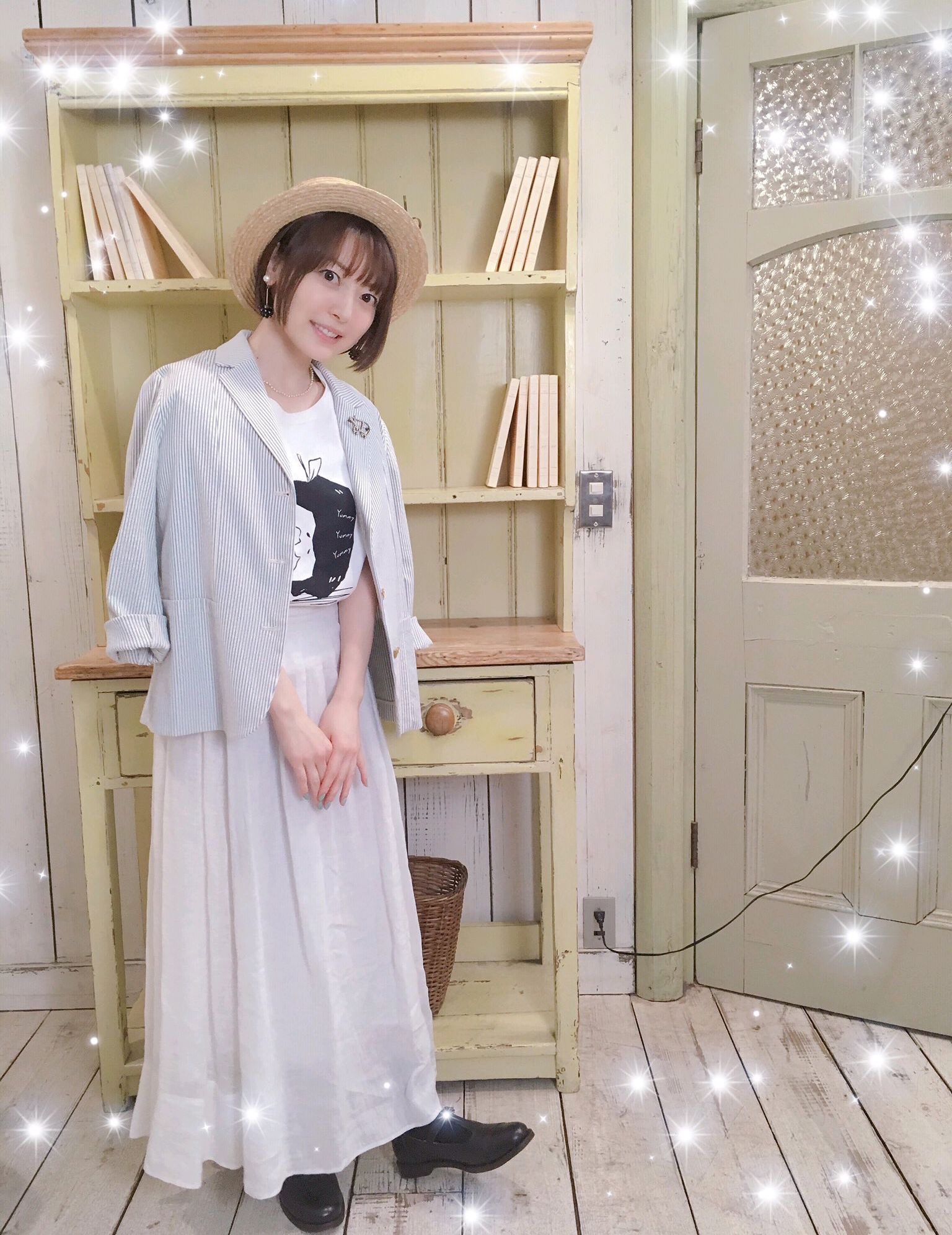 女生|“宅男女神”花泽香菜,不仅声音卡哇伊,私服穿搭更二次元美少女