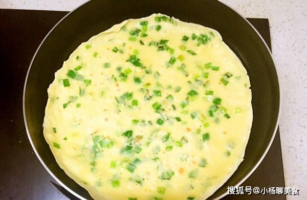 做法|早餐多给孩子做这饼，柔软香甜，健胃提神增强免疫力，放凉了也软