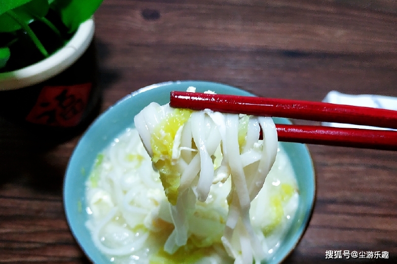 白菜|教你早餐这样做，5分钟搞定，美味又营养，孩子一学期都吃不够！