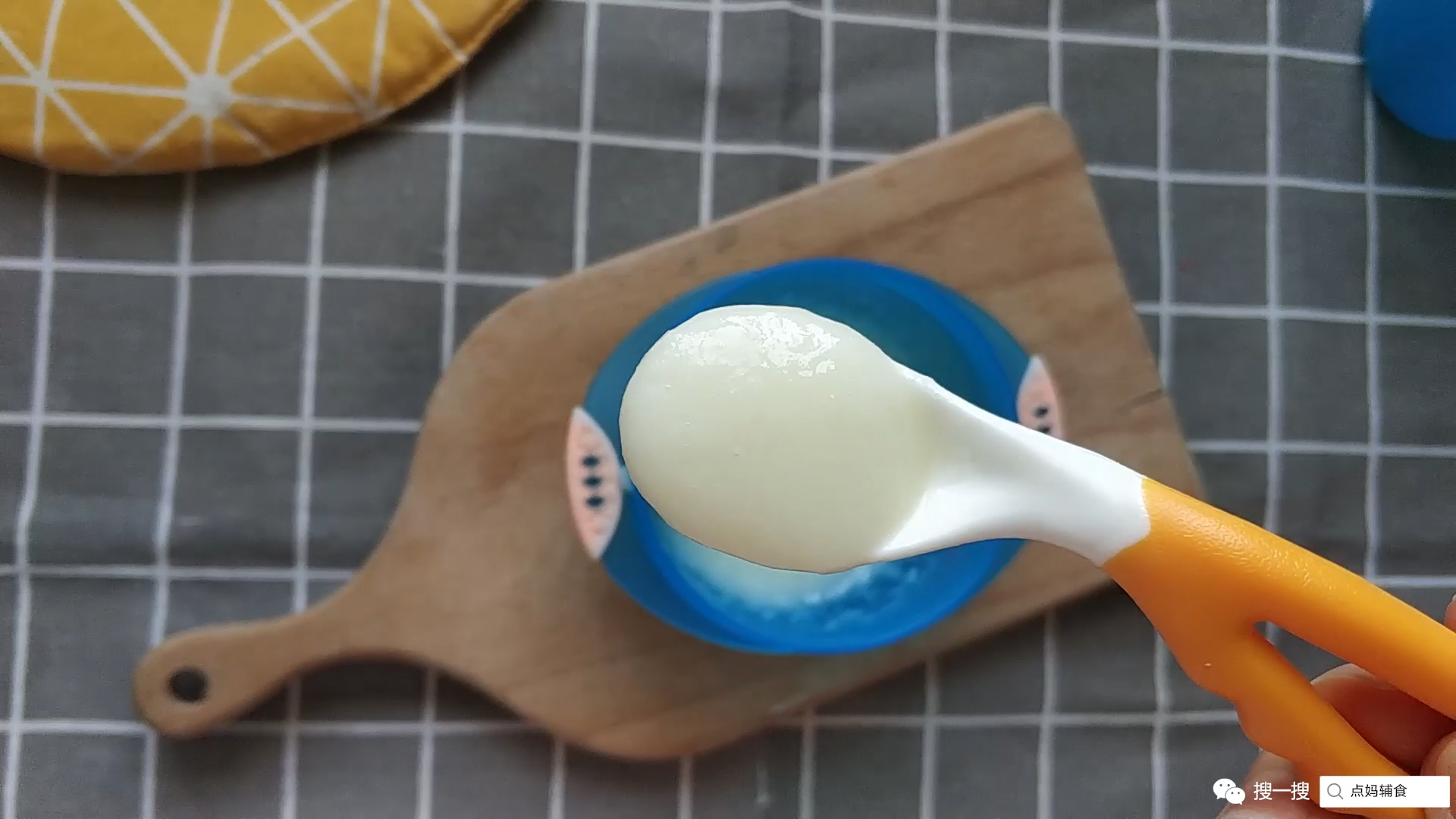 几个月可以加两顿辅食 4c256ef9abd248918721eab57b9d823b.jpeg