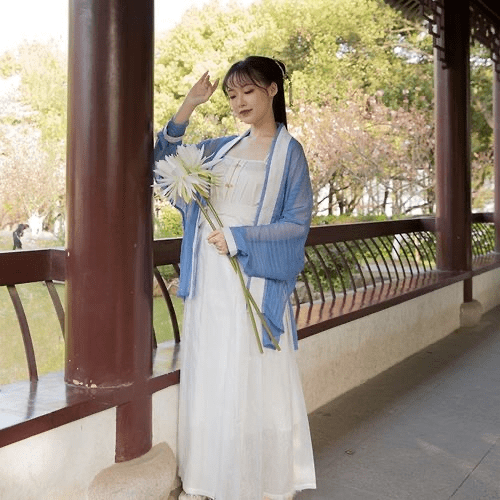 绣花鞋|绣花鞋太热，夏天穿汉服改如何选择鞋子？其实很简单！